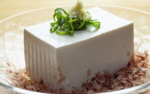 Đậu hũ non sốt cà chua – món ăn thanh mát