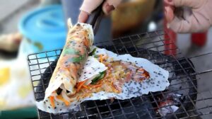 Cách làm bánh tráng nướng chay giòn ngon