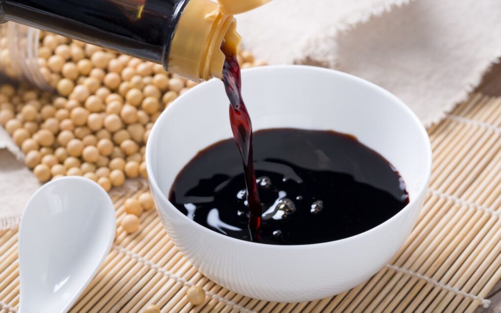 Cách pha nước tương ăn bún xào chay giúp món ăn thêm hấp dẫn