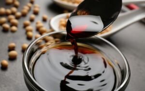 Cách pha nước tương chua ngọt cho món ăn thêm đậm đà