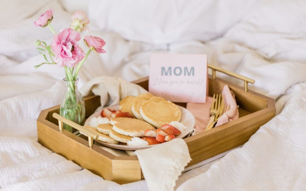 Biểu tượng ngày của mẹ – Những hình ảnh mang ý nghĩa sâu sắc