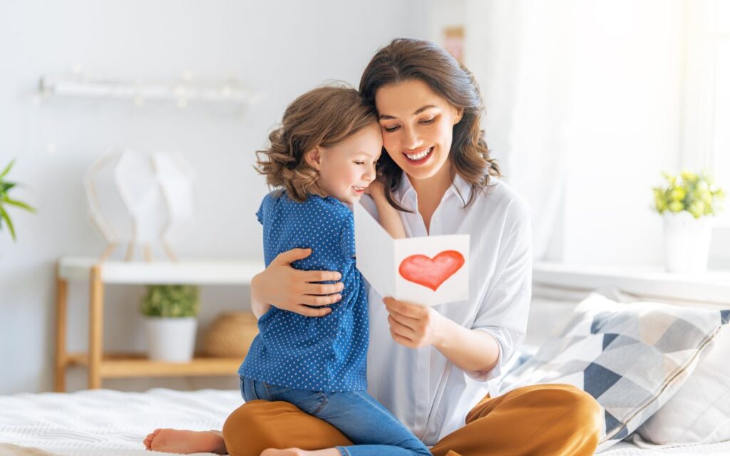 11/5 là ngày của mẹ – Ý nghĩa và sự kiện đặc biệt