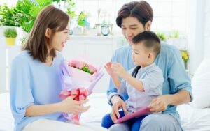 Ngày của mẹ và ngày của cha – Ý nghĩa và những ngày lễ đặc biệt
